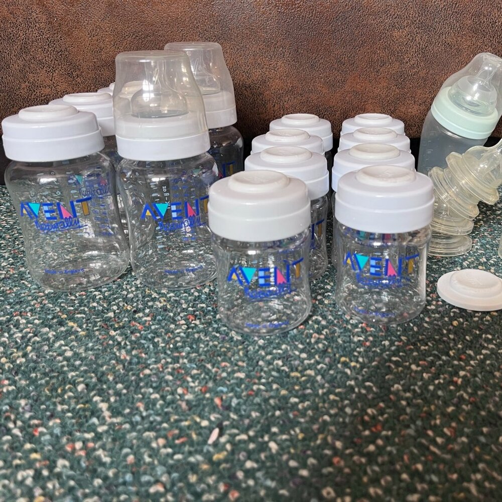 Philips AVENT Store And Feed Bottles with Lids And Nipples Size 1 Vintage